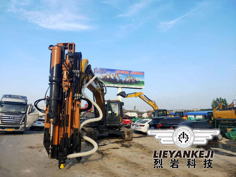 新型高效巖石鉆裂機(jī)到達(dá)客戶現(xiàn)場(chǎng)